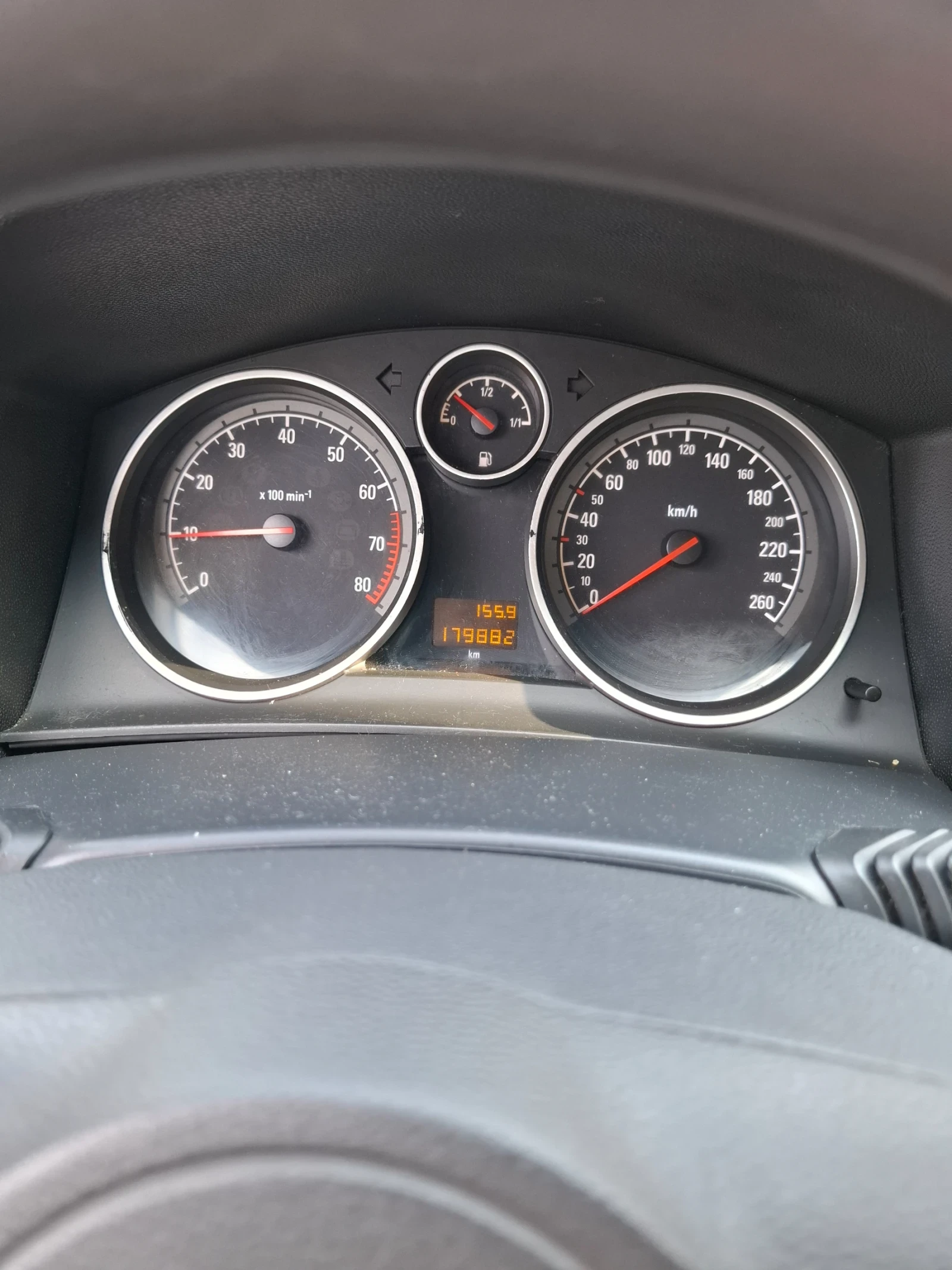 Opel Astra, снимка 10 - Автомобили и джипове - 54670399