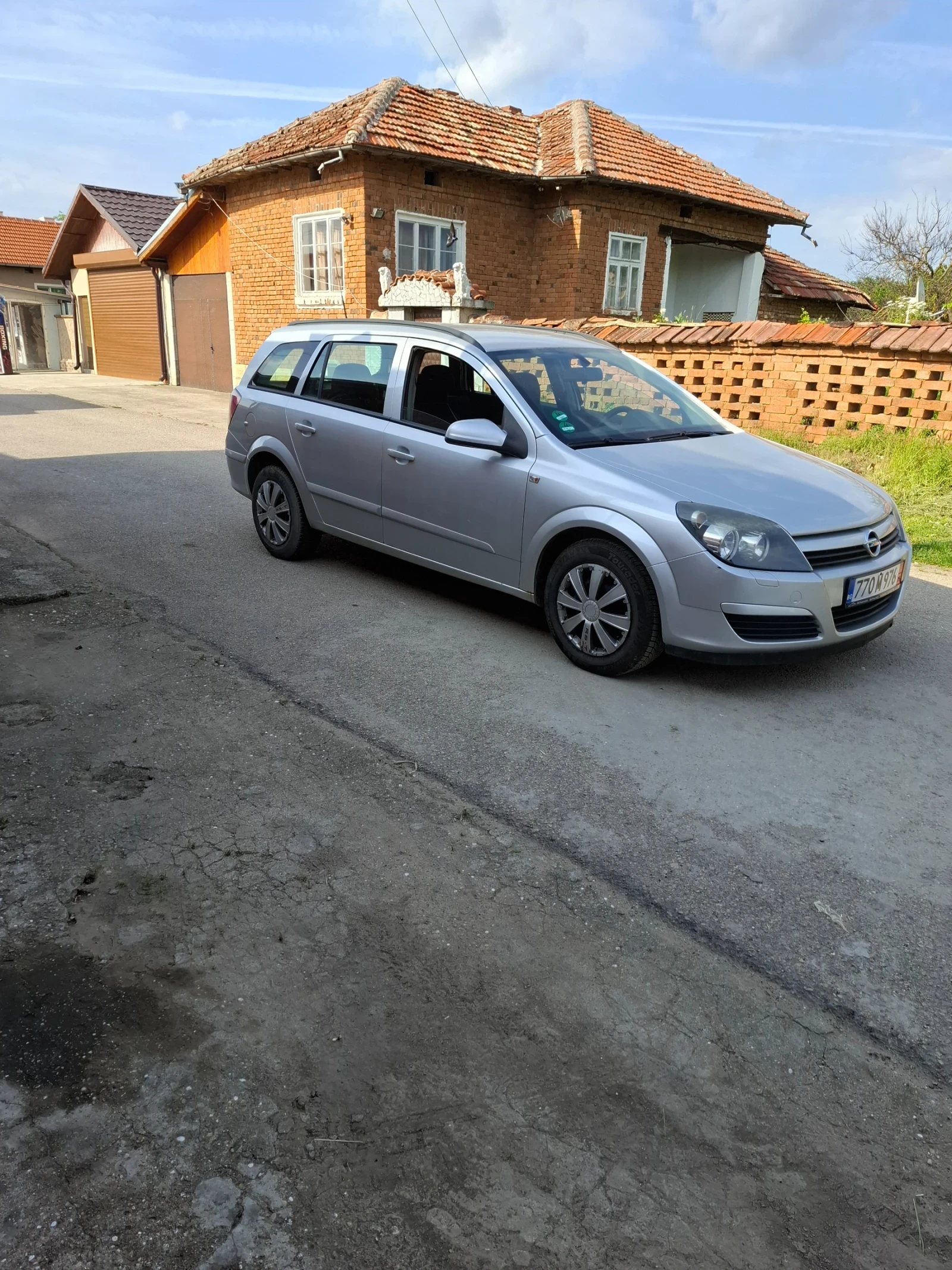 Opel Astra, снимка 2 - Автомобили и джипове - 54670399