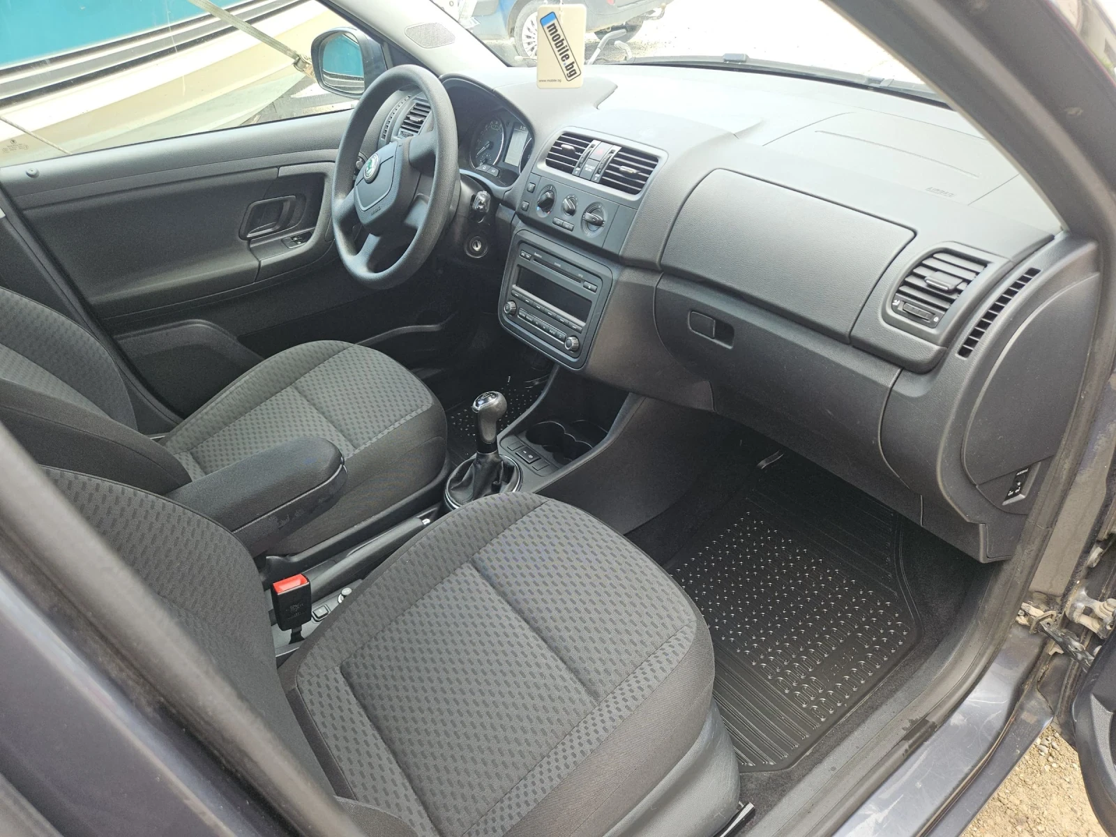Skoda Fabia 1.6tdi---105кс., снимка 13 - Автомобили и джипове - 54725390