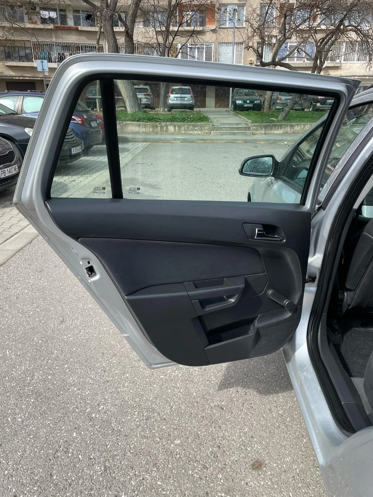 Opel Astra, снимка 14 - Автомобили и джипове - 54886566