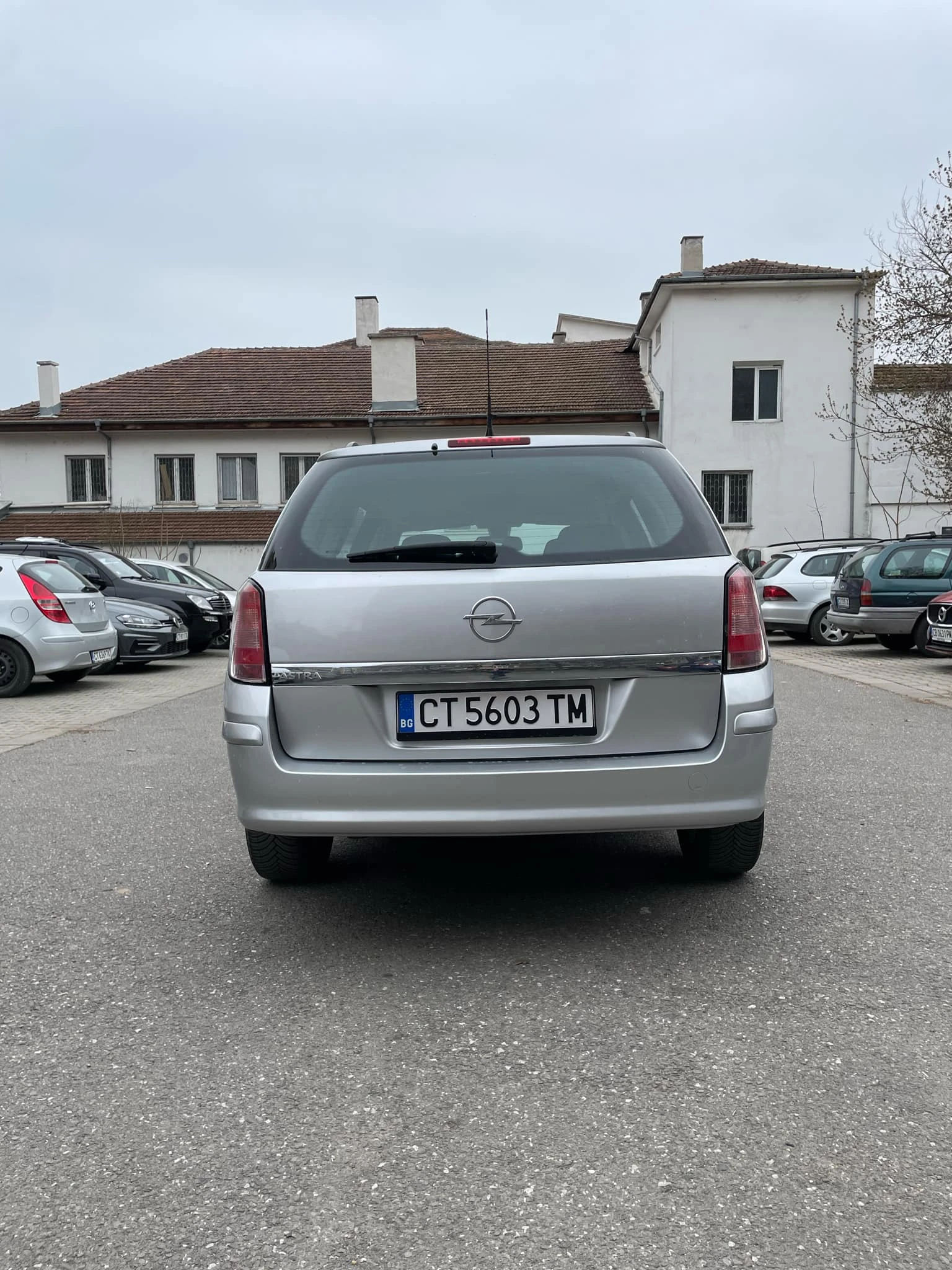 Opel Astra, снимка 2 - Автомобили и джипове - 54886566