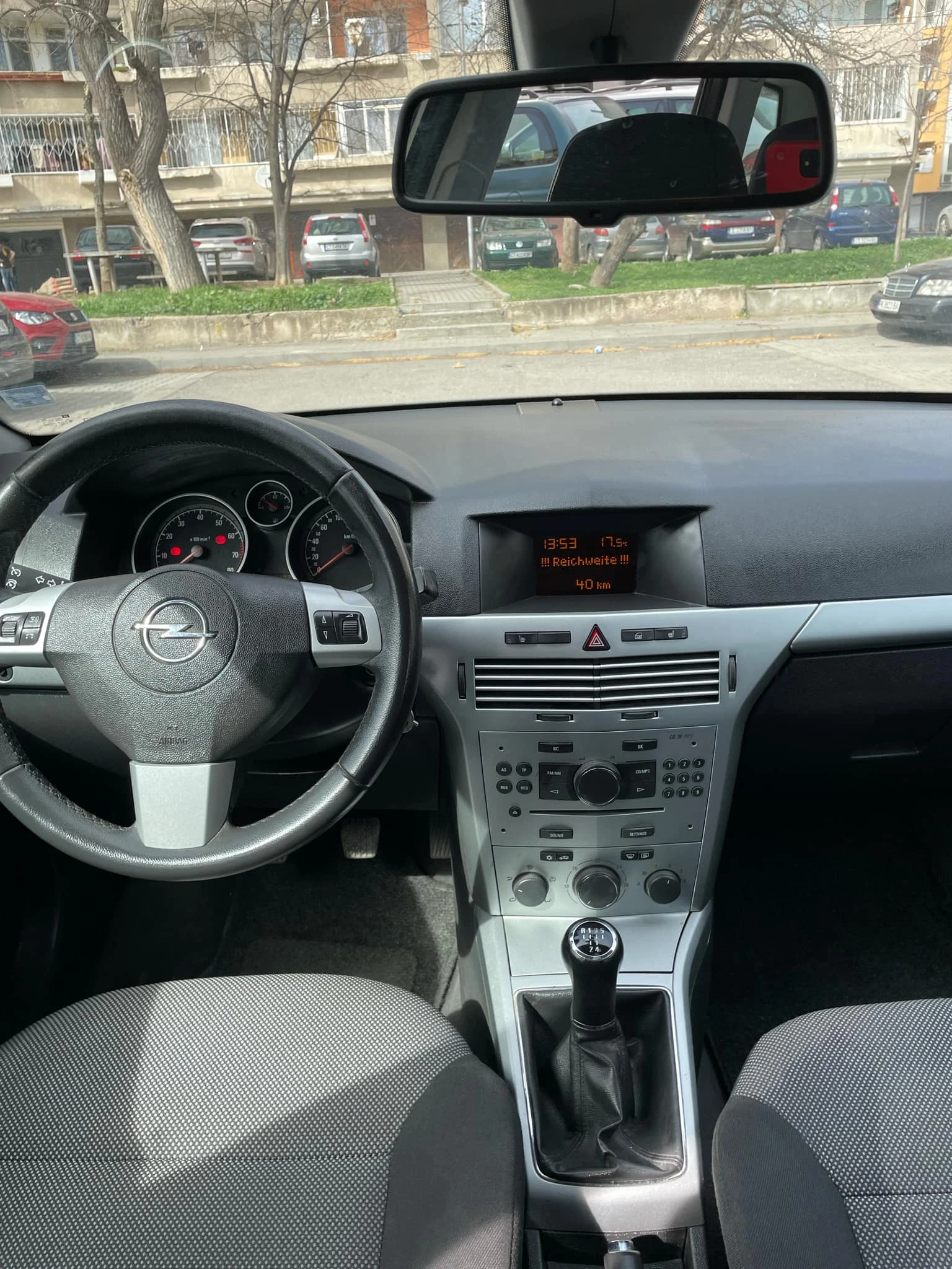Opel Astra, снимка 10 - Автомобили и джипове - 54886566