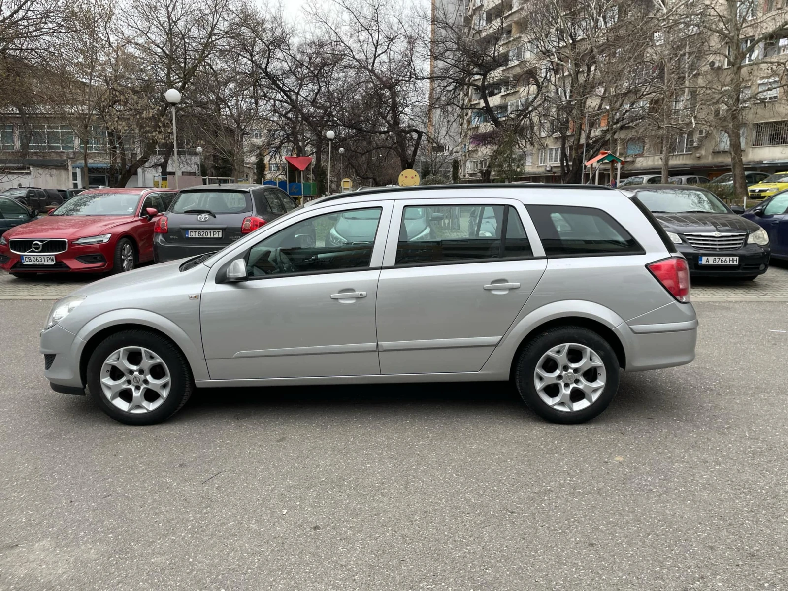 Opel Astra, снимка 4 - Автомобили и джипове - 54886566