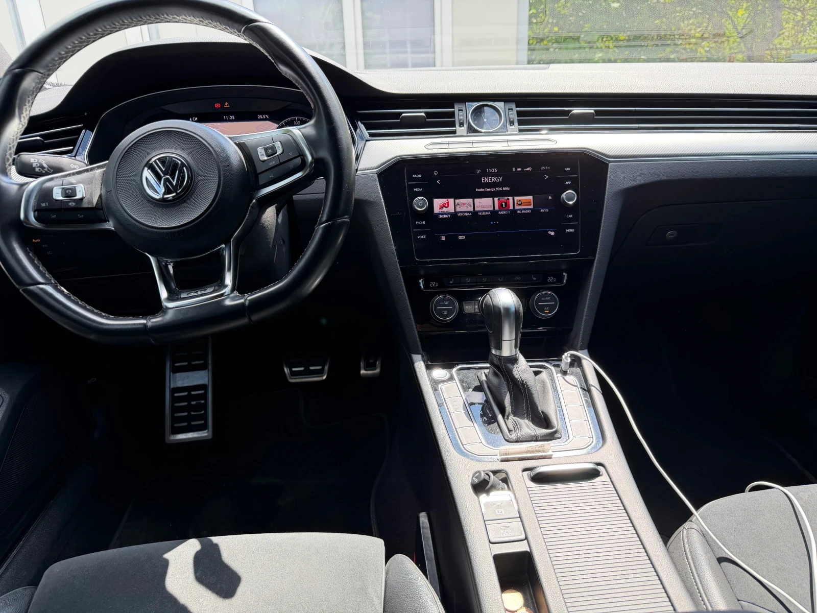 VW Arteon R Line, снимка 11 - Автомобили и джипове - 54981038