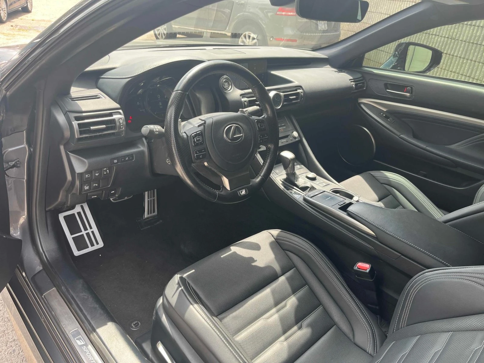 Lexus RC 350 F-SPORT* AWD* ПОДГРЕВ* ОБДУХВАНЕ* ШИБИДАХ* MARK LE, снимка 5 - Автомобили и джипове - 55511431