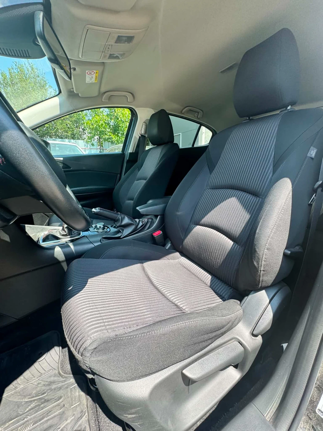 Mazda 3 2.0 SKYACTIV-G 165 SELECTION, снимка 8 - Автомобили и джипове - 55619084