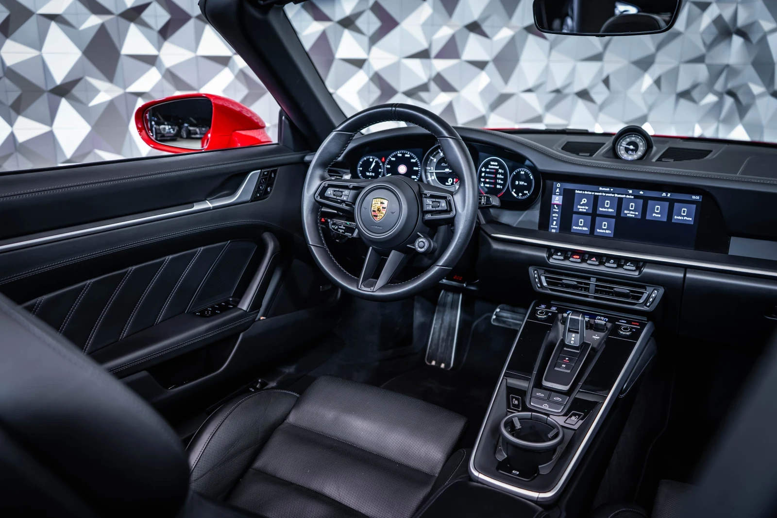 Porsche 911 Turbo S* Bose* Cabrio* ЛИЗИНГ, снимка 17 - Автомобили и джипове - 55699066
