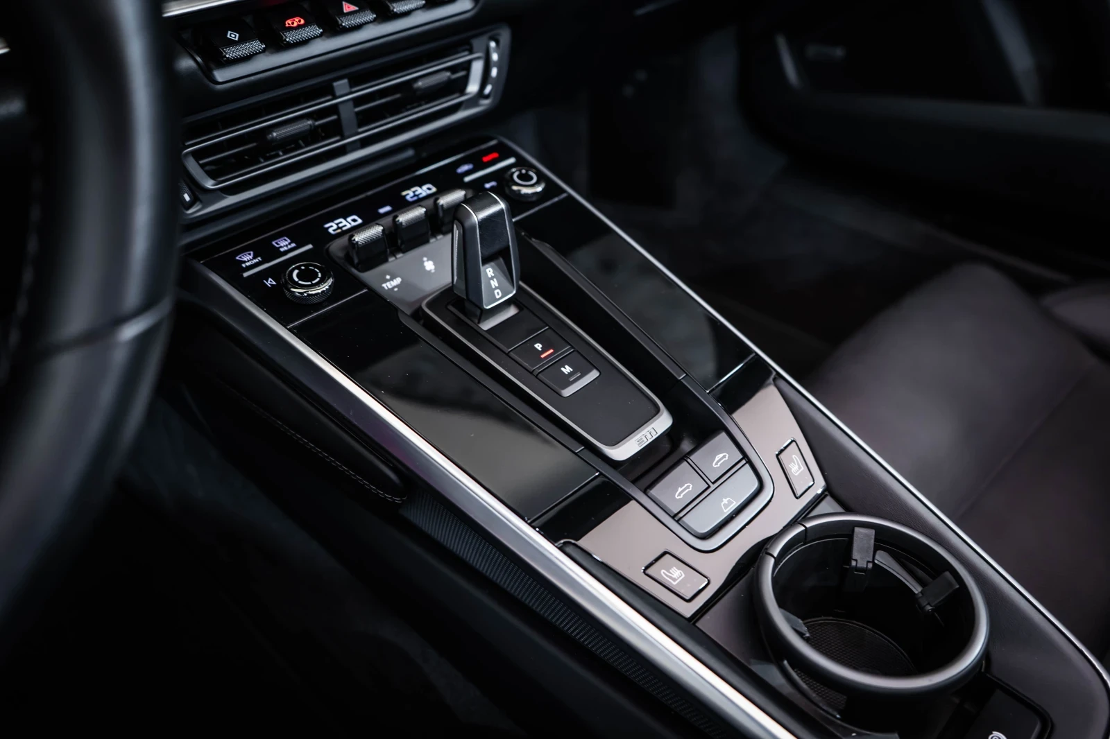 Porsche 911 Turbo S* Bose* Cabrio* ЛИЗИНГ, снимка 15 - Автомобили и джипове - 55699066