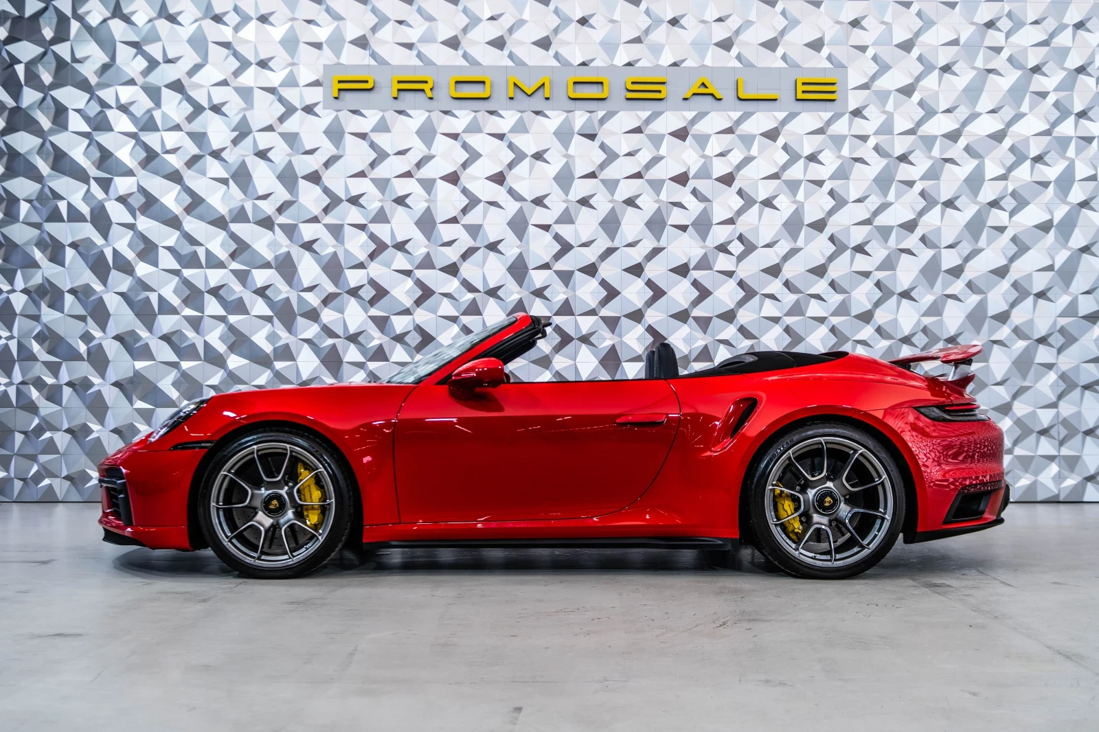 Porsche 911 Turbo S* Bose* Cabrio* ЛИЗИНГ, снимка 3 - Автомобили и джипове - 55699066