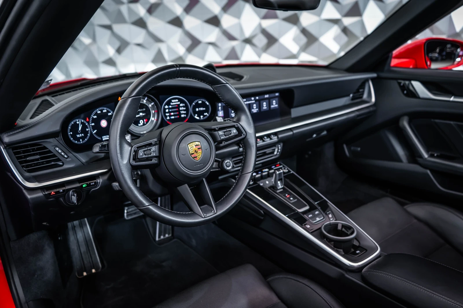 Porsche 911 Turbo S* Bose* Cabrio* ЛИЗИНГ, снимка 10 - Автомобили и джипове - 55699066