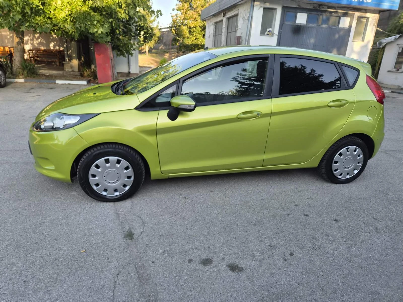 Ford Fiesta 1.25 benzin, снимка 2 - Автомобили и джипове - 55710916