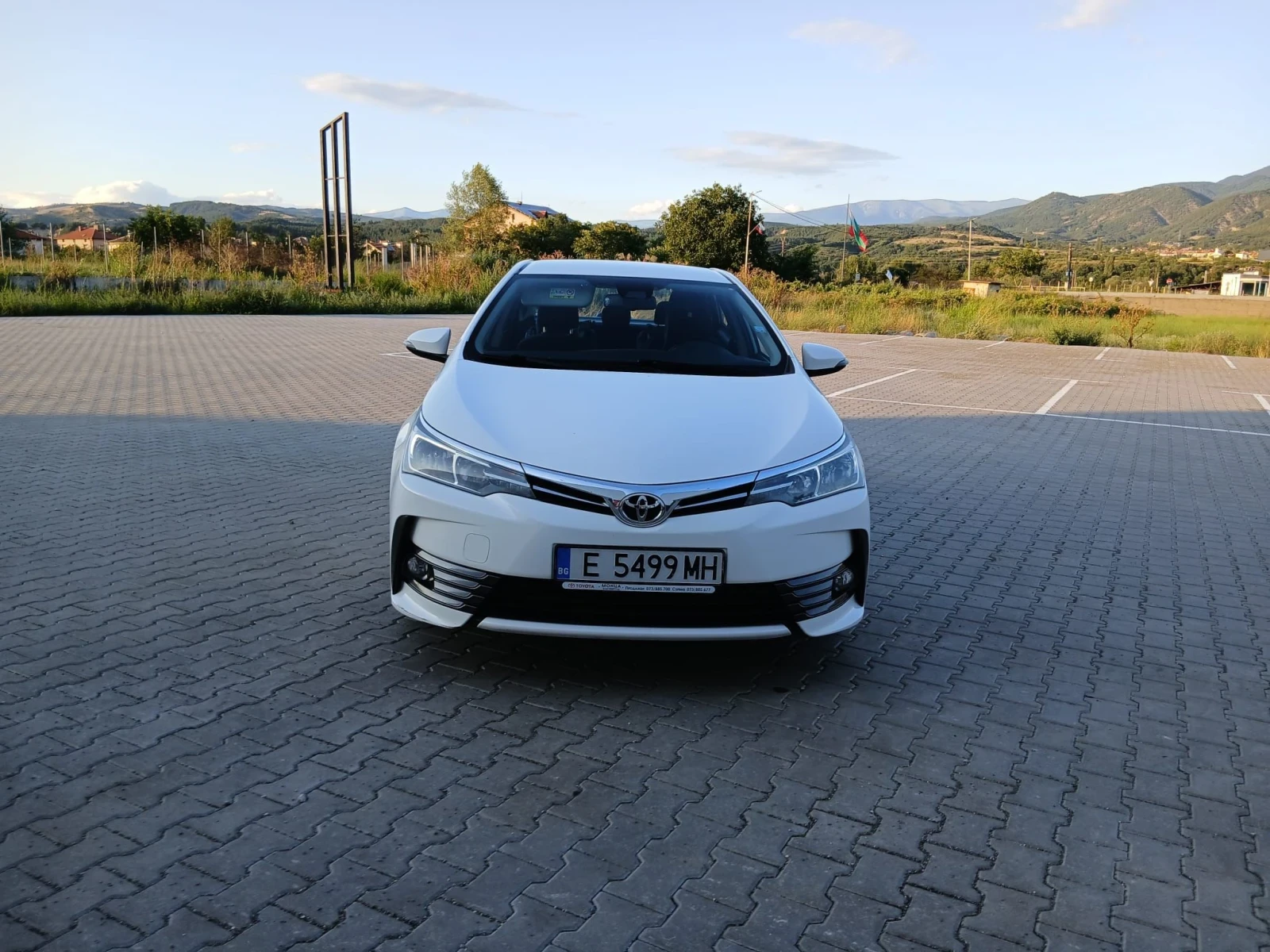 Toyota Corolla, снимка 3 - Автомобили и джипове - 55969753