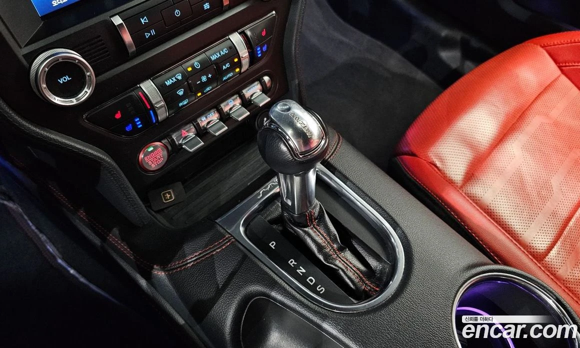 Ford Mustang COUPE, снимка 15 - Автомобили и джипове - 55972084