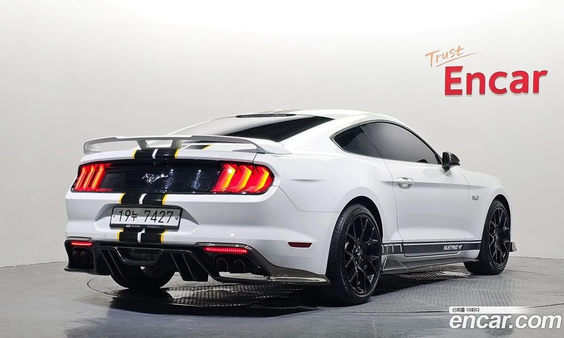Ford Mustang COUPE, снимка 2 - Автомобили и джипове - 55972084