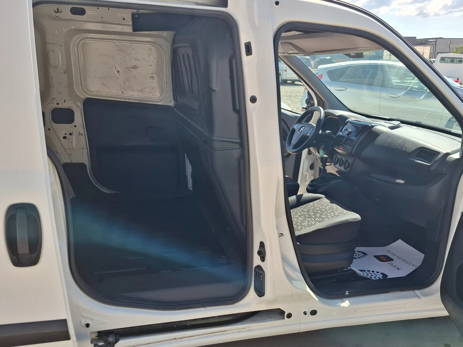 Opel Combo 1.4i/CNG/Euro6B, снимка 10 - Автомобили и джипове - 56094868