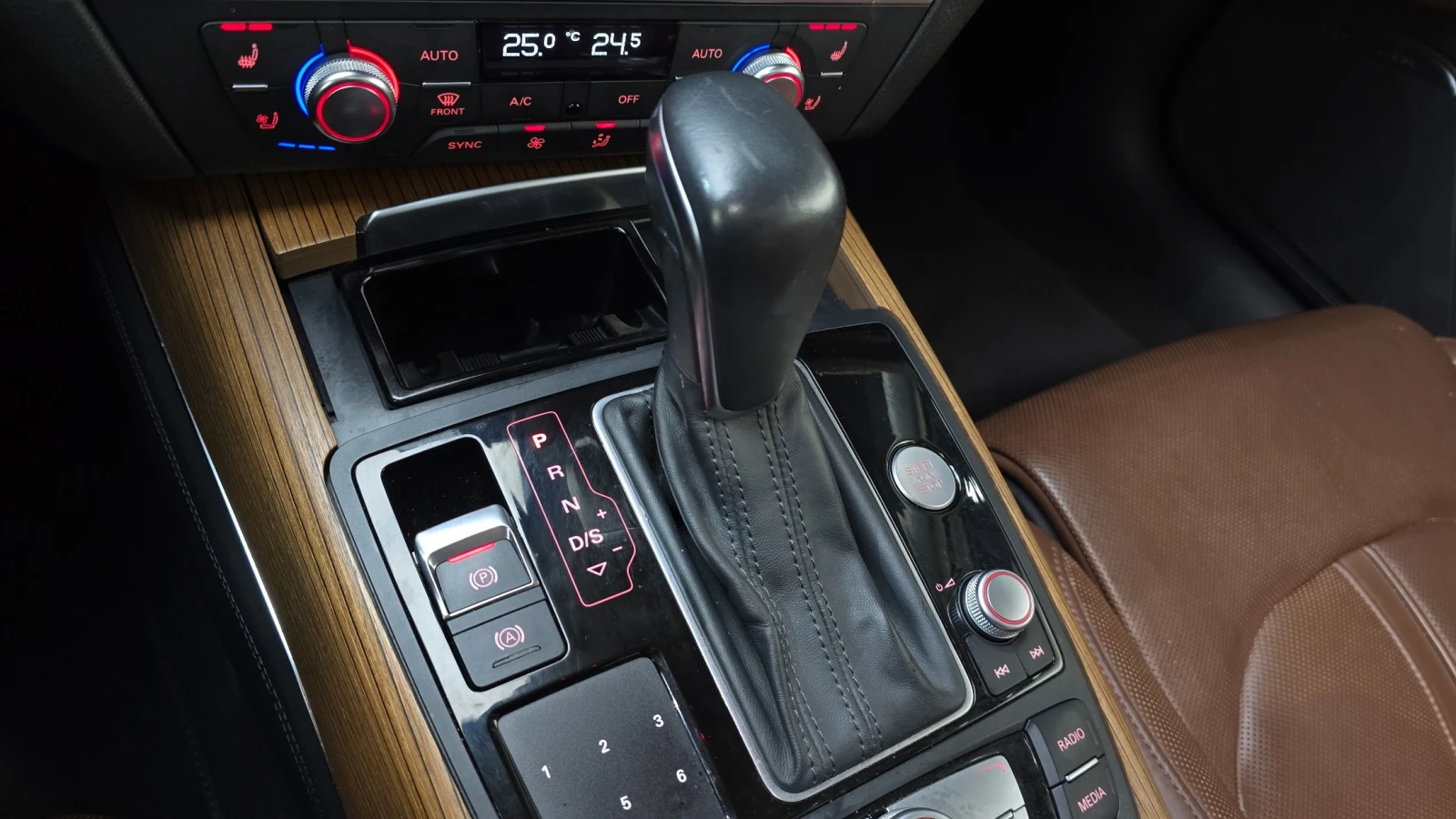 Audi A6 3, 0 TDI , снимка 8 - Автомобили и джипове - 56467010