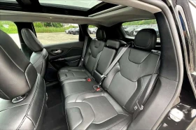 Jeep Cherokee * Altitude 4x4 | DEMO SALE | SAVE BIG! * CARFAX * , снимка 8