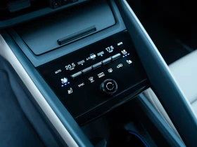 Porsche Macan 4, снимка 12