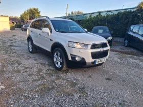 Chevrolet Captiva 7 МЕСТНА / 4x4, снимка 2