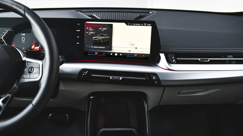 BMW X1 xDrive23i M Sport Mild Hybrid Steptronic, снимка 10 - Автомобили и джипове - 50909375