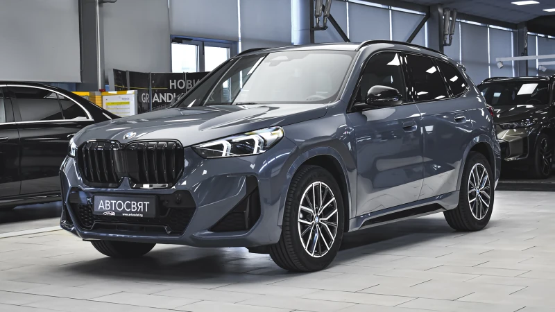 BMW X1 xDrive23i M Sport Mild Hybrid Steptronic, снимка 4 - Автомобили и джипове - 50909375