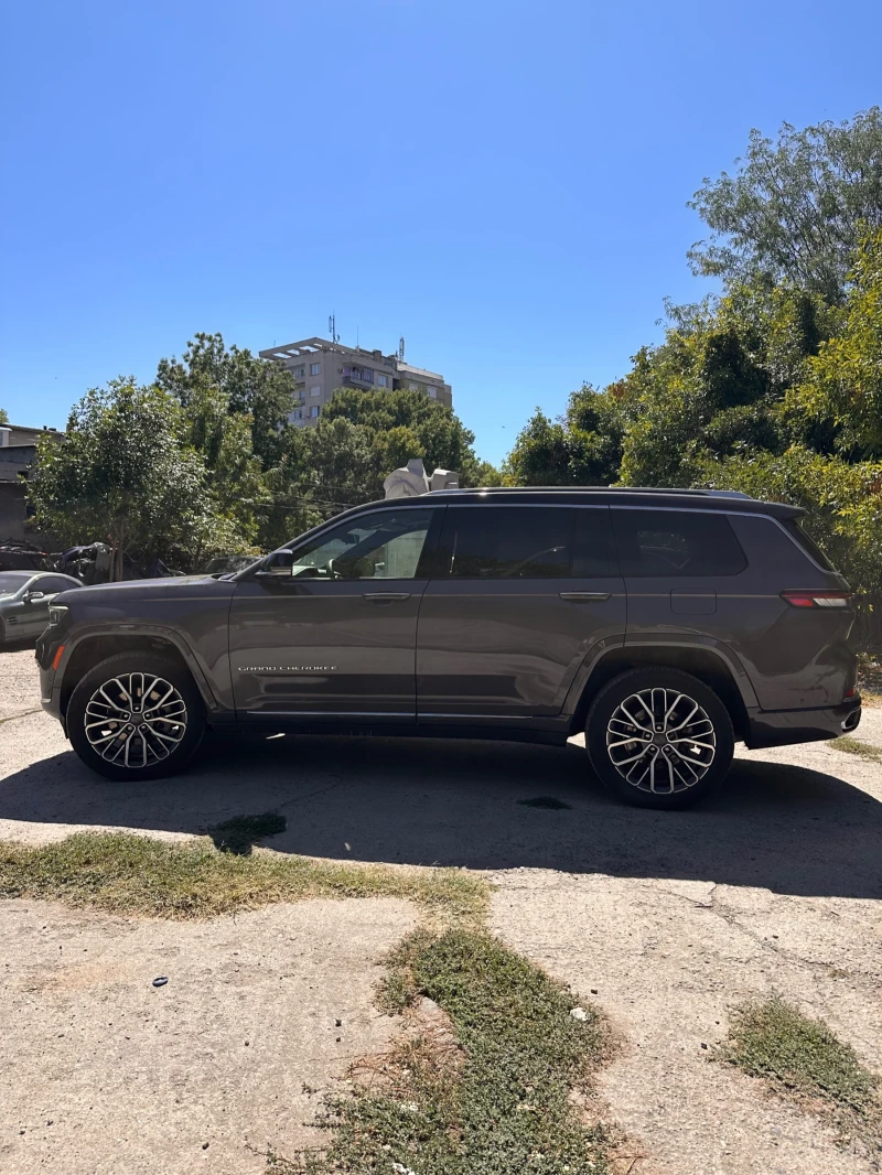 Jeep Grand cherokee L Summit 4x4 - FULL екстри / Summit Reserve, снимка 7 - Автомобили и джипове - 52557743