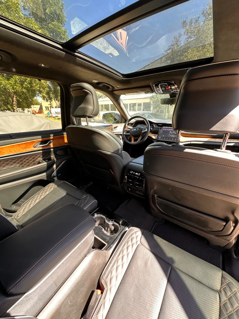 Jeep Grand cherokee L Summit 4x4 - FULL екстри / Summit Reserve, снимка 13 - Автомобили и джипове - 52557743