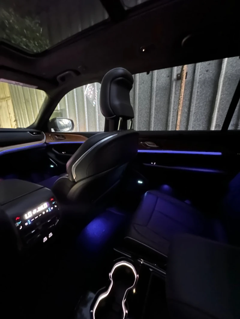 Jeep Grand cherokee L Summit 4x4 - FULL екстри / Summit Reserve, снимка 17 - Автомобили и джипове - 52557743