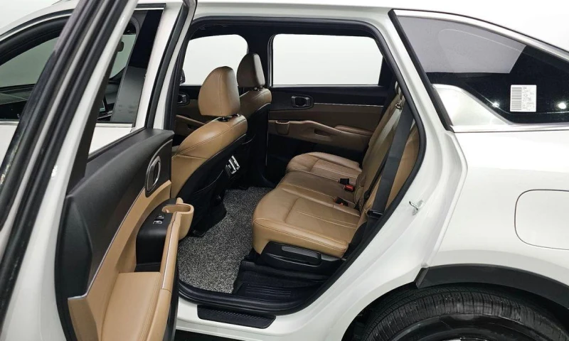 Kia Sorento HEV 1.6 2WD Prestige * НАЙ-ДОБРА ЦЕНА В БЪЛГАРИЯ* , снимка 11 - Автомобили и джипове - 52109407