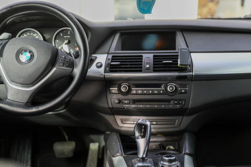BMW X6 3.0D, снимка 10 - Автомобили и джипове - 53211616