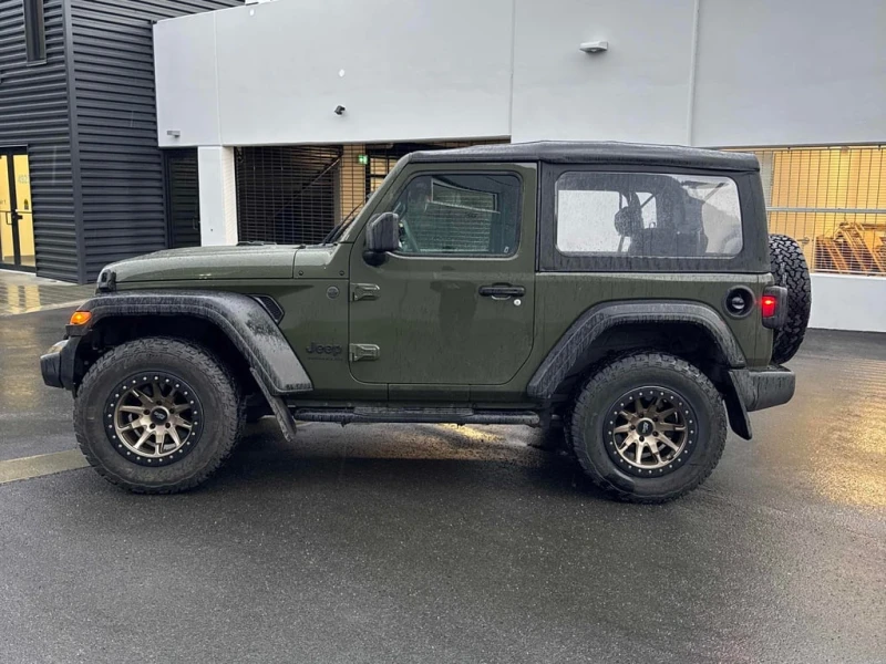 Jeep Wrangler 2022 * Sport * ОТ ПРЕДСТАВИТЕЛСТВО, снимка 3 - Автомобили и джипове - 53418987