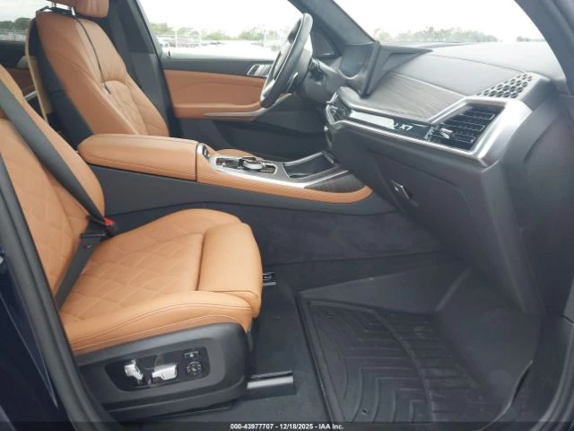 BMW X7 XDRIVE 40I, снимка 7 - Автомобили и джипове - 53146131