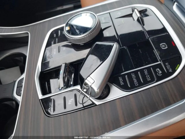 BMW X7 XDRIVE 40I, снимка 10 - Автомобили и джипове - 53146131