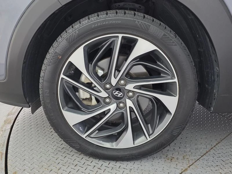 Hyundai Tucson Diesel 2.0 4WD| 184к.с.| ВКЛ.ТЕХНОТЕСТ, снимка 5 - Автомобили и джипове - 55453837