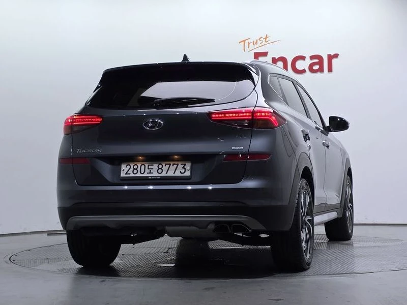 Hyundai Tucson Diesel 2.0 4WD| 184к.с.| ВКЛ.ТЕХНОТЕСТ, снимка 4 - Автомобили и джипове - 55453837