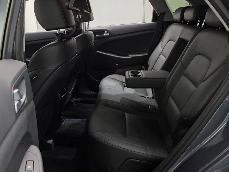 Hyundai Tucson Diesel 2.0 4WD| 184к.с.| ВКЛ.ТЕХНОТЕСТ, снимка 12 - Автомобили и джипове - 55453837