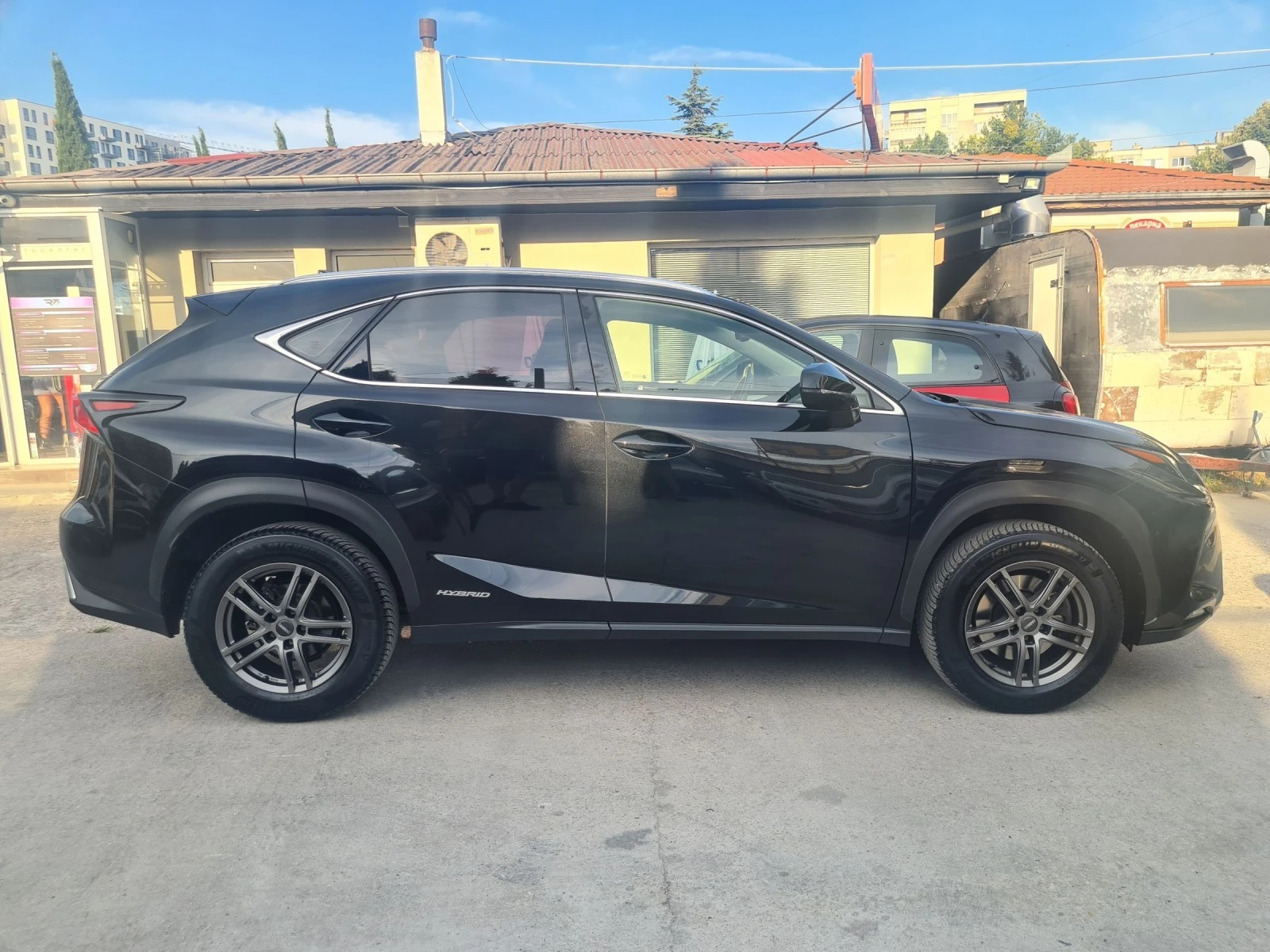 Lexus NX 300h фейслифт - изображение 4