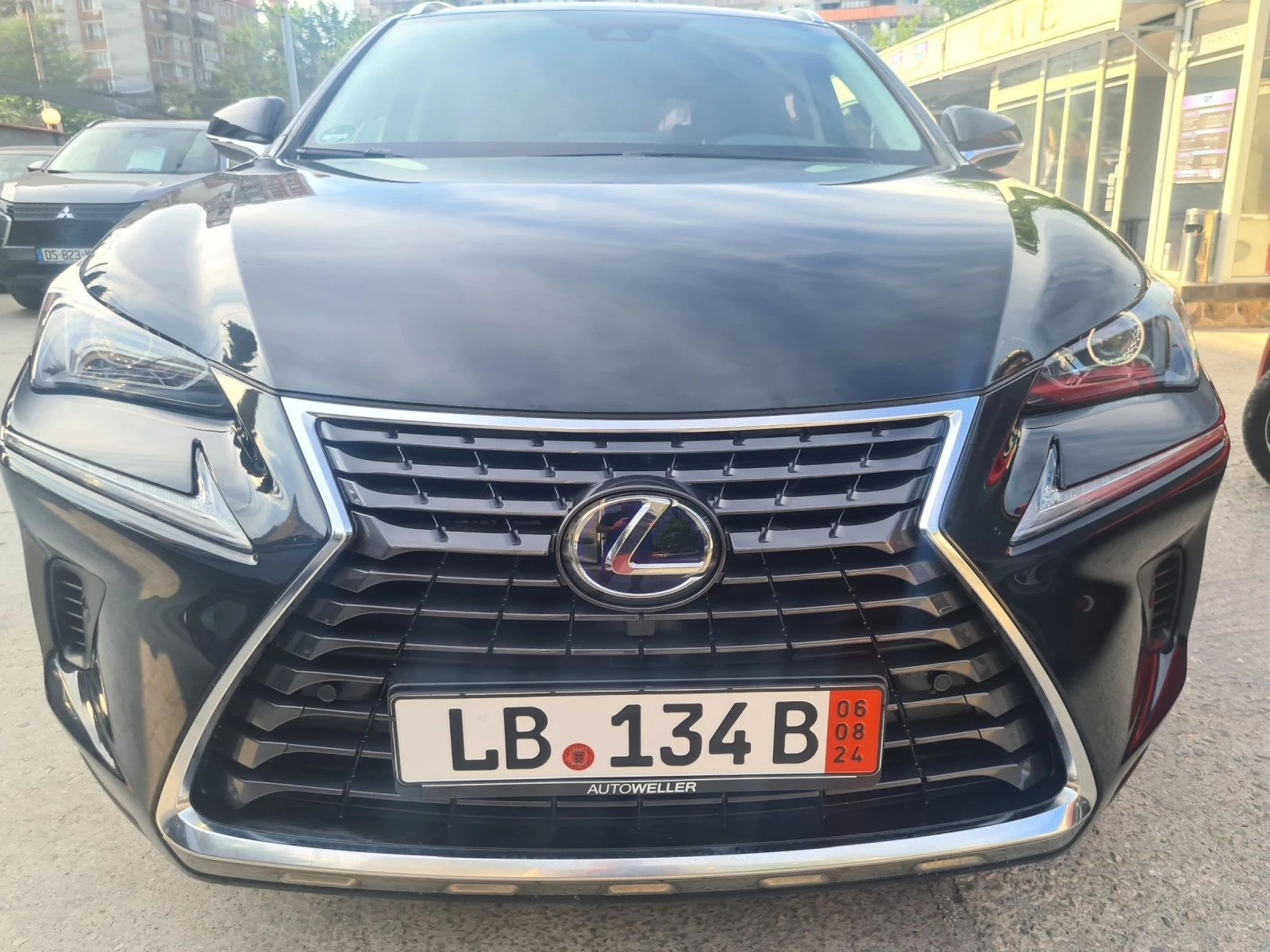 Lexus NX 300h фейслифт - изображение 2