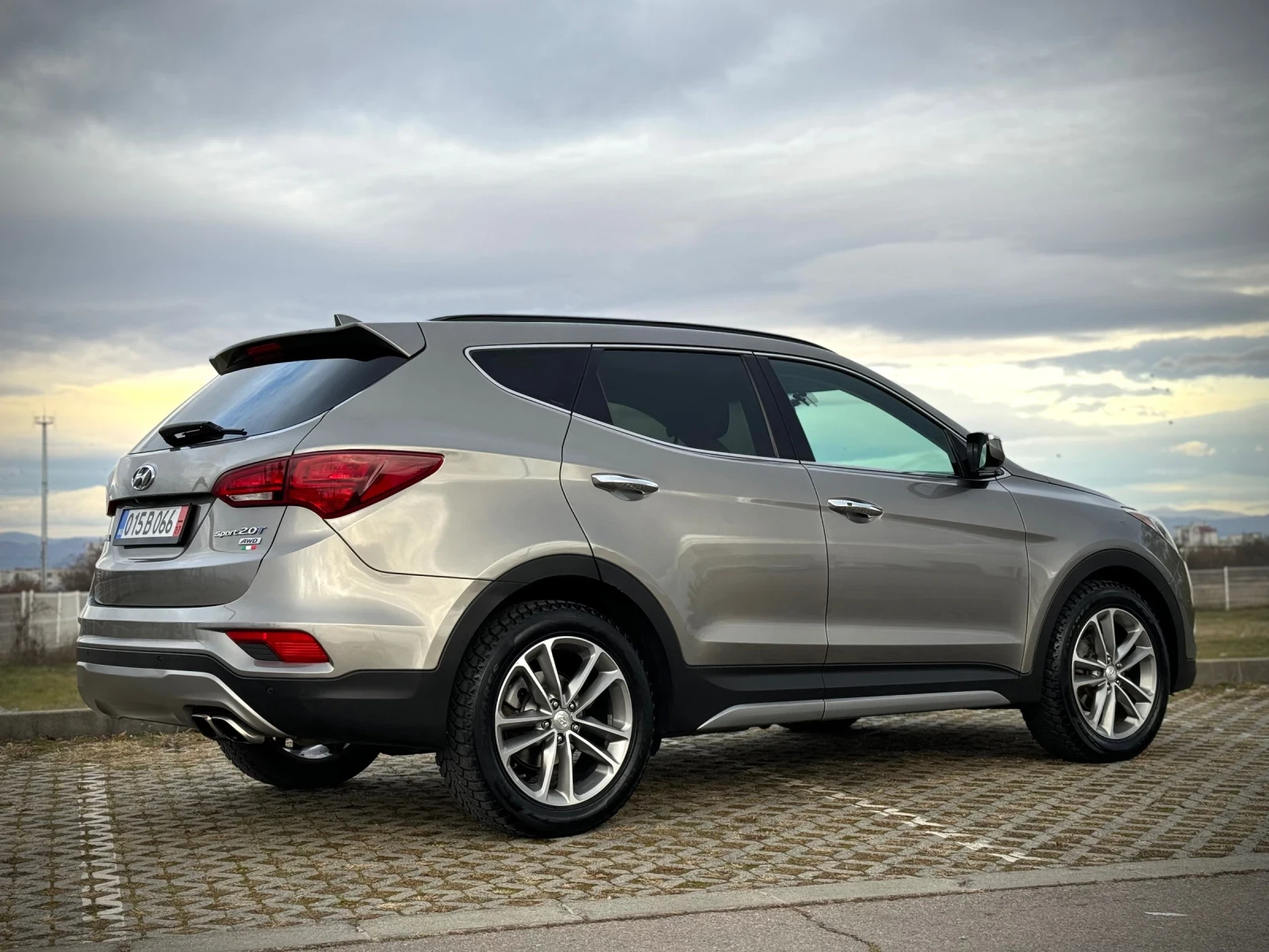 Hyundai Santa fe 2.0T* LIMITED* AWD* FACELIFT - изображение 3