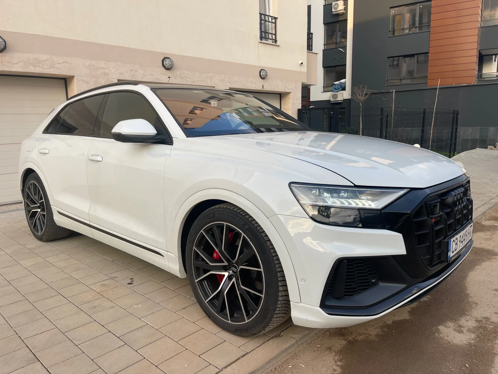 Audi SQ8 * CARBON* NIGHT* 360* SoftClose* PANO* B&O* 22Inch - изображение 2