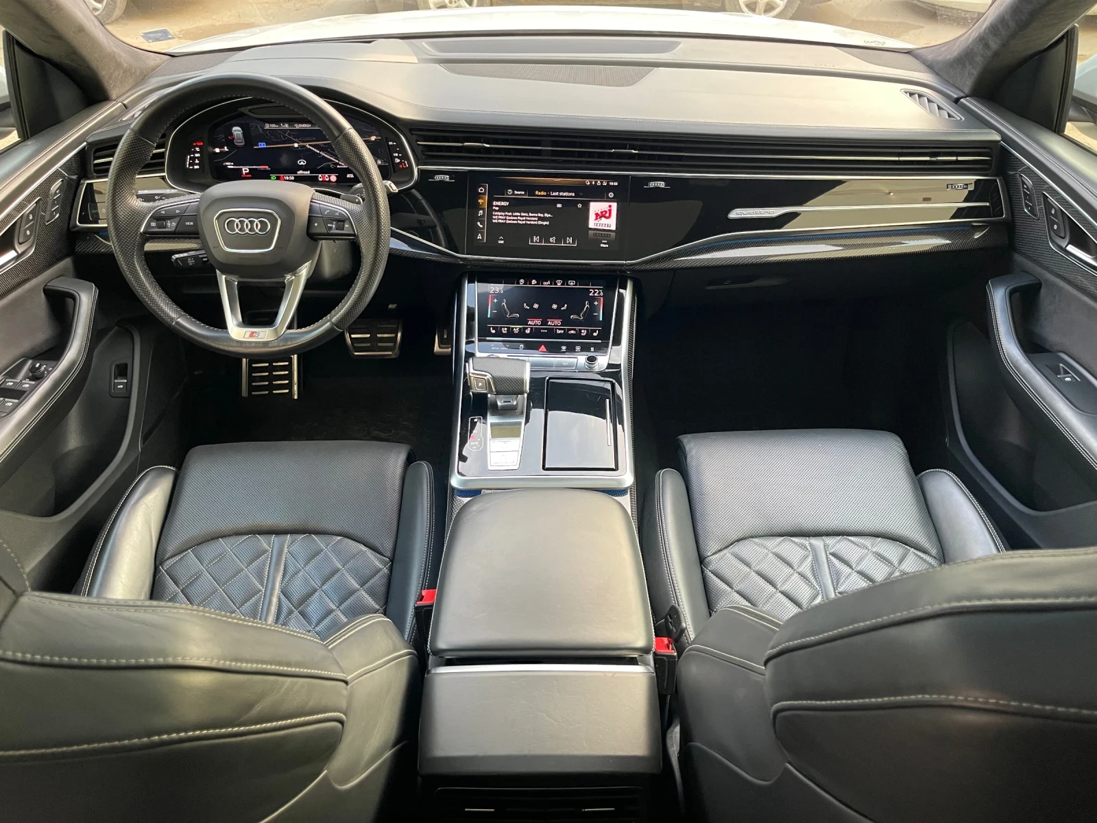 Audi SQ8 * CARBON* NIGHT* 360* SoftClose* PANO* B&O* 22Inch - изображение 6
