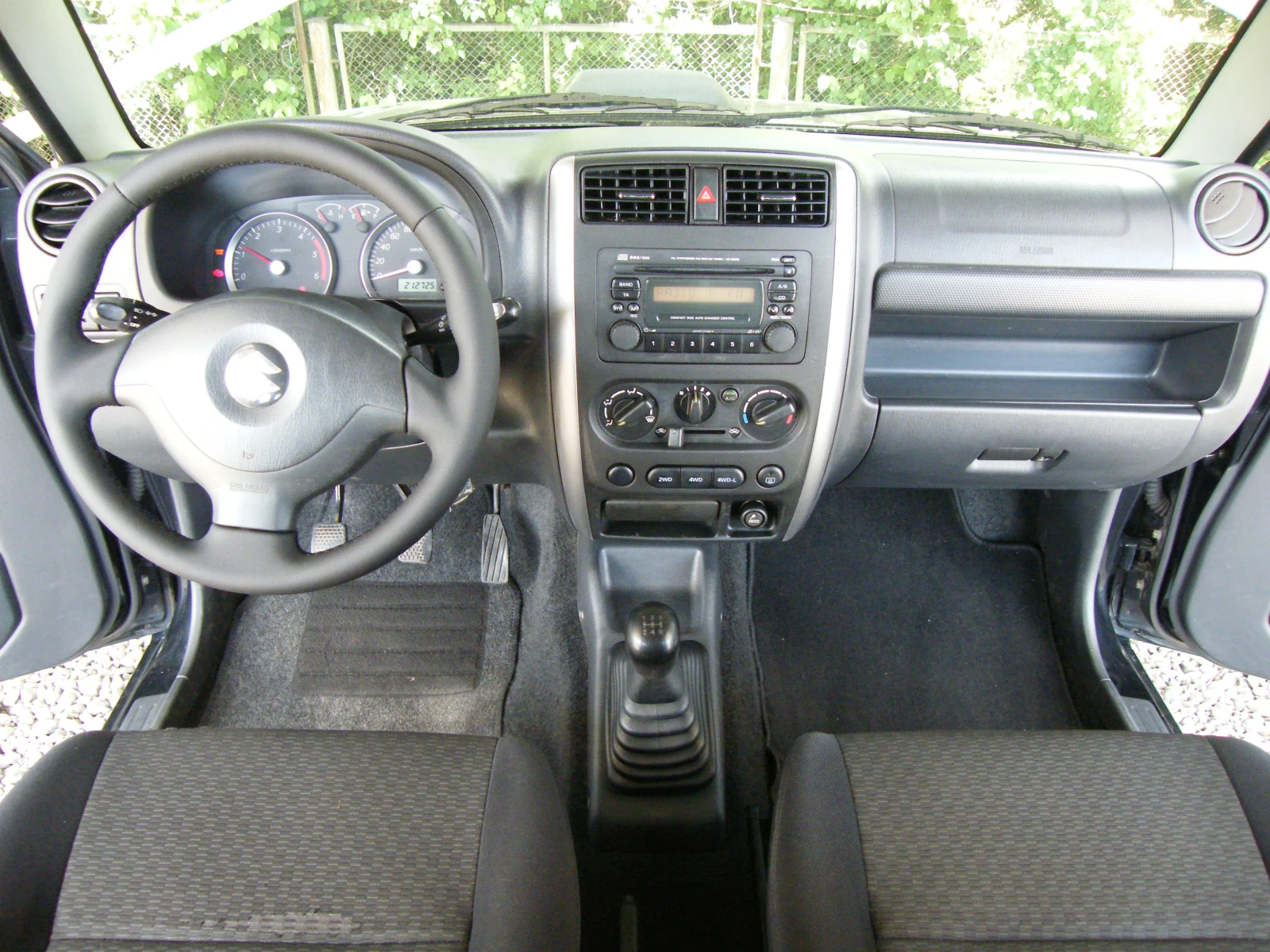 Suzuki Jimny 1.5dci - изображение 10