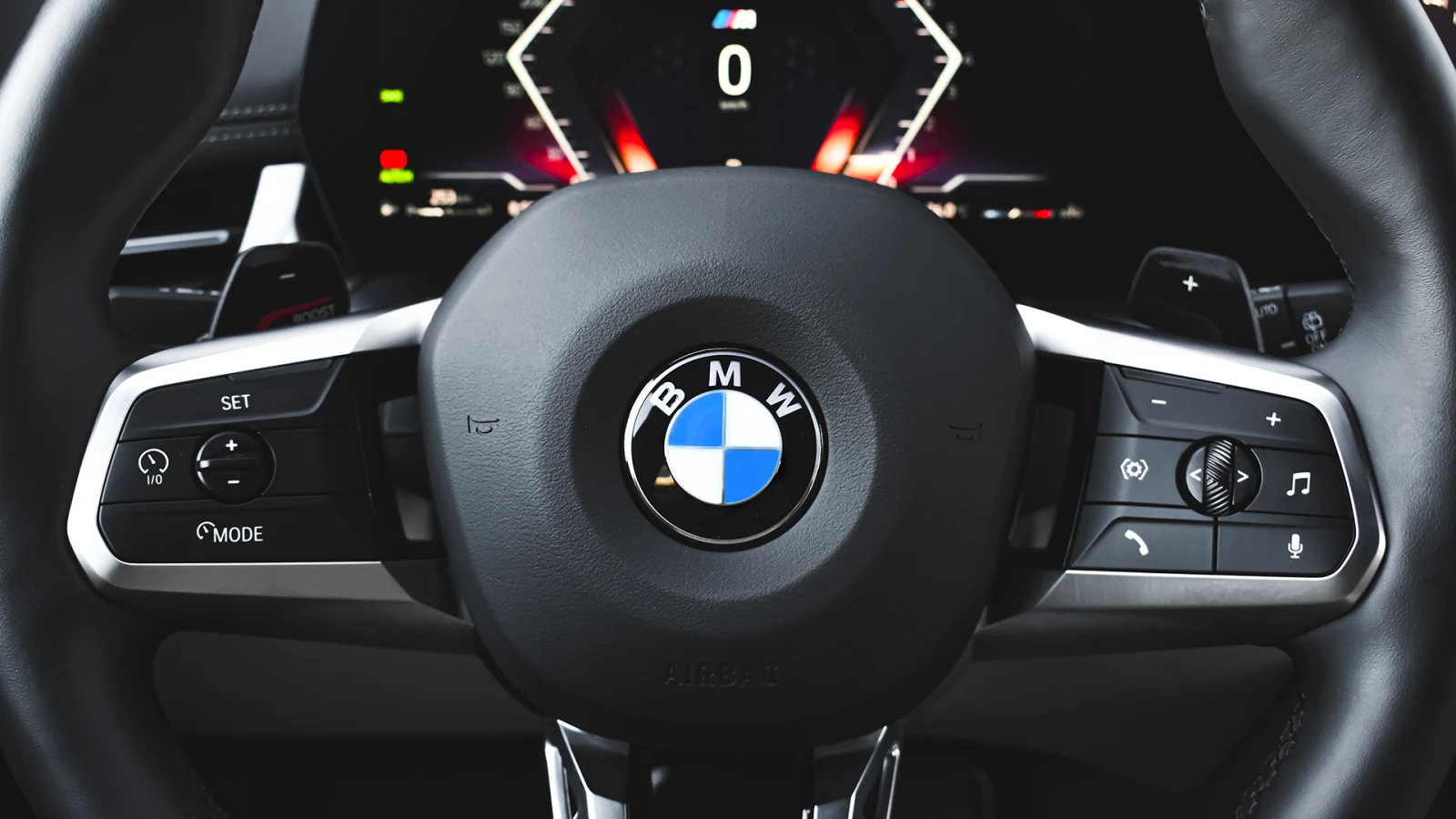 BMW X1 xDrive23i M Sport Mild Hybrid Steptronic - изображение 9