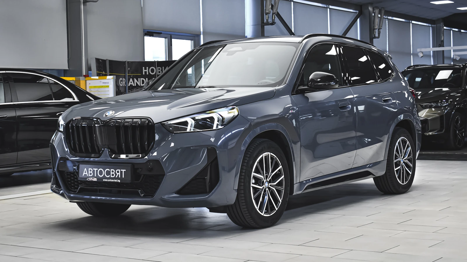BMW X1 xDrive23i M Sport Mild Hybrid Steptronic - изображение 4