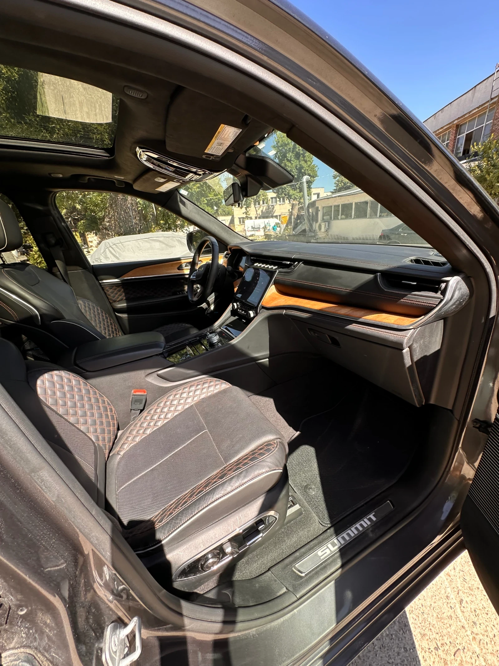 Jeep Grand cherokee L Summit 4x4 - FULL екстри / Summit Reserve - изображение 10