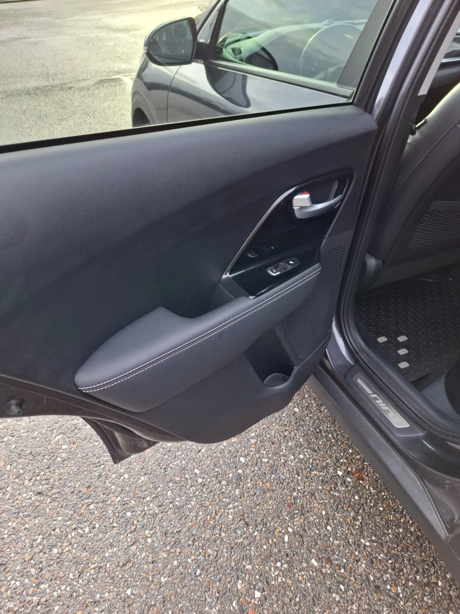 Kia Niro SOH 97.1% Termopump - изображение 7