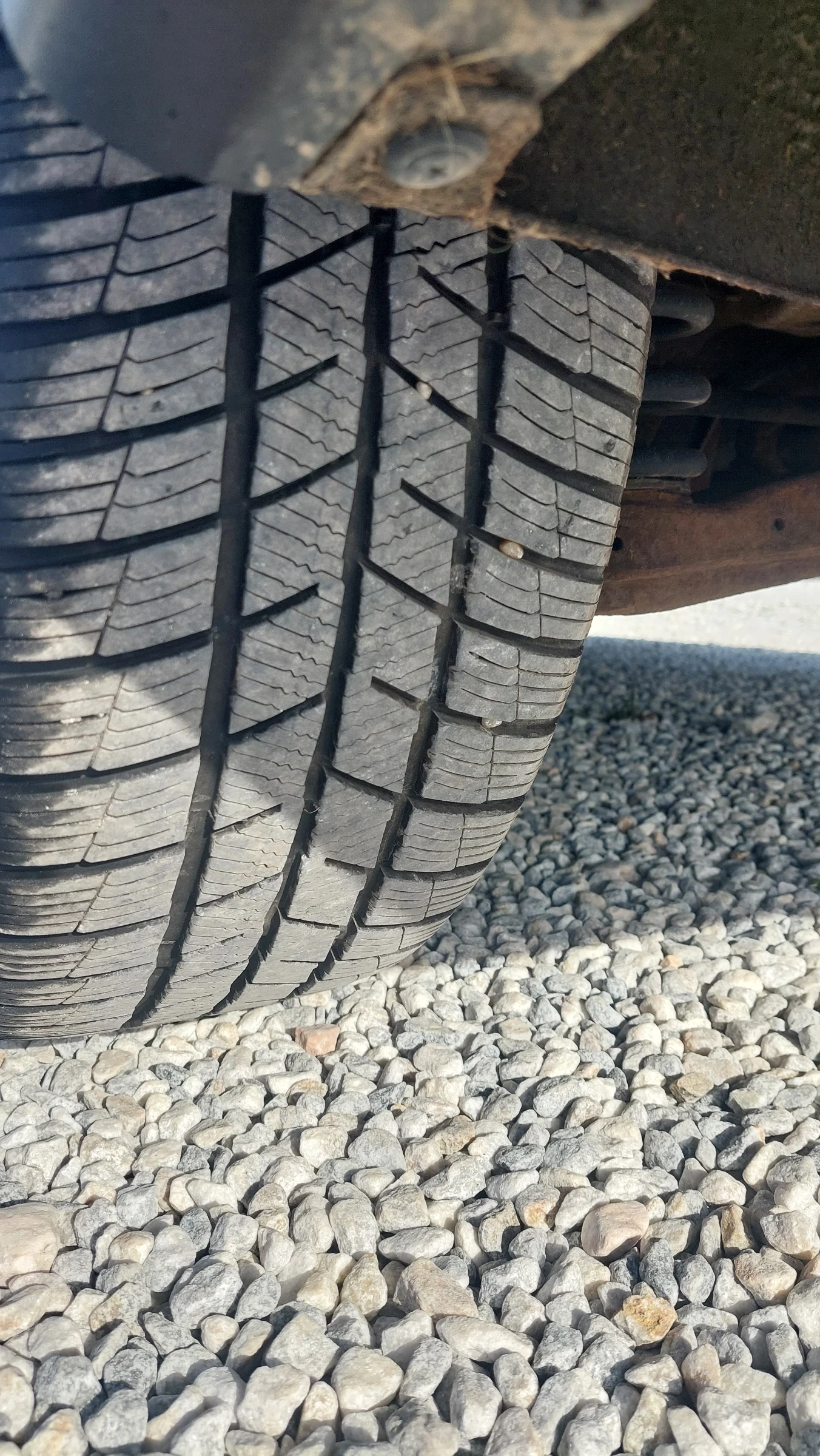 Hyundai Santa fe 2.2 FULL EKSTRI, снимка 17 - Автомобили и джипове - 54231079