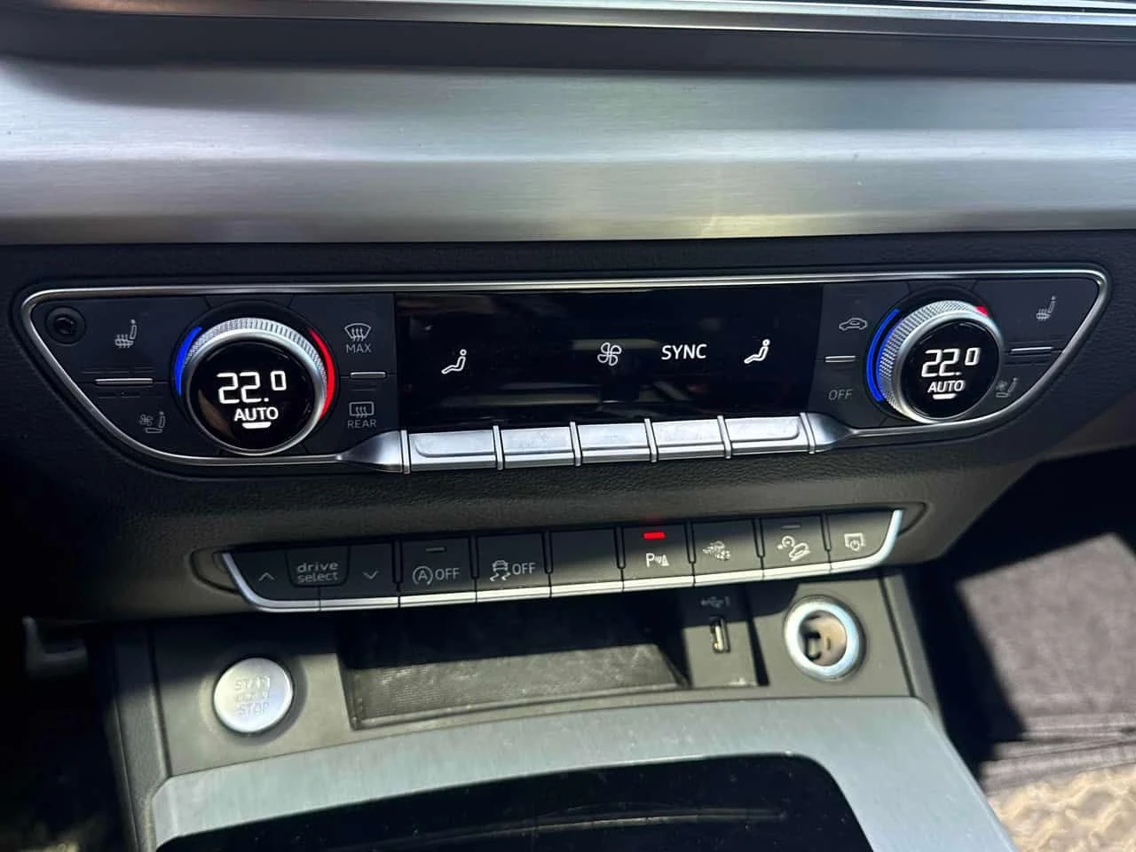 Audi Q5 SPORTBACK PROGRESSIV * MATRIX* DISTRONIC* , снимка 13 - Автомобили и джипове - 54314412