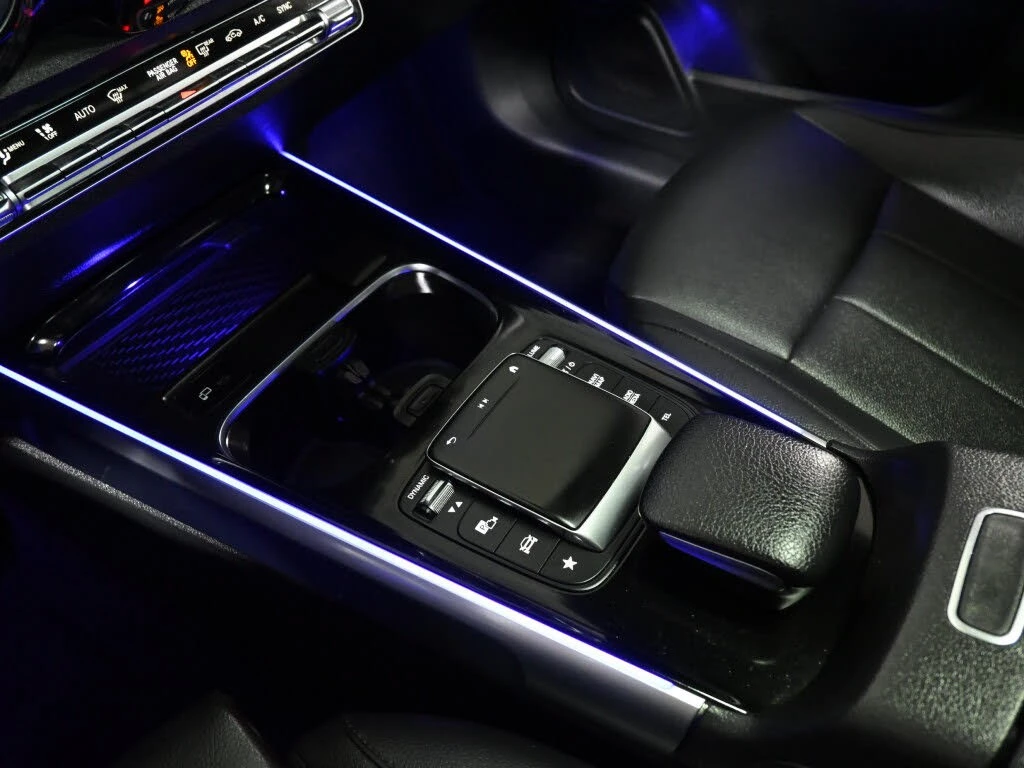 Mercedes-Benz GLB 250 4MATIC* АвтоКредит* (Цена до БГ) , снимка 17 - Автомобили и джипове - 54455967