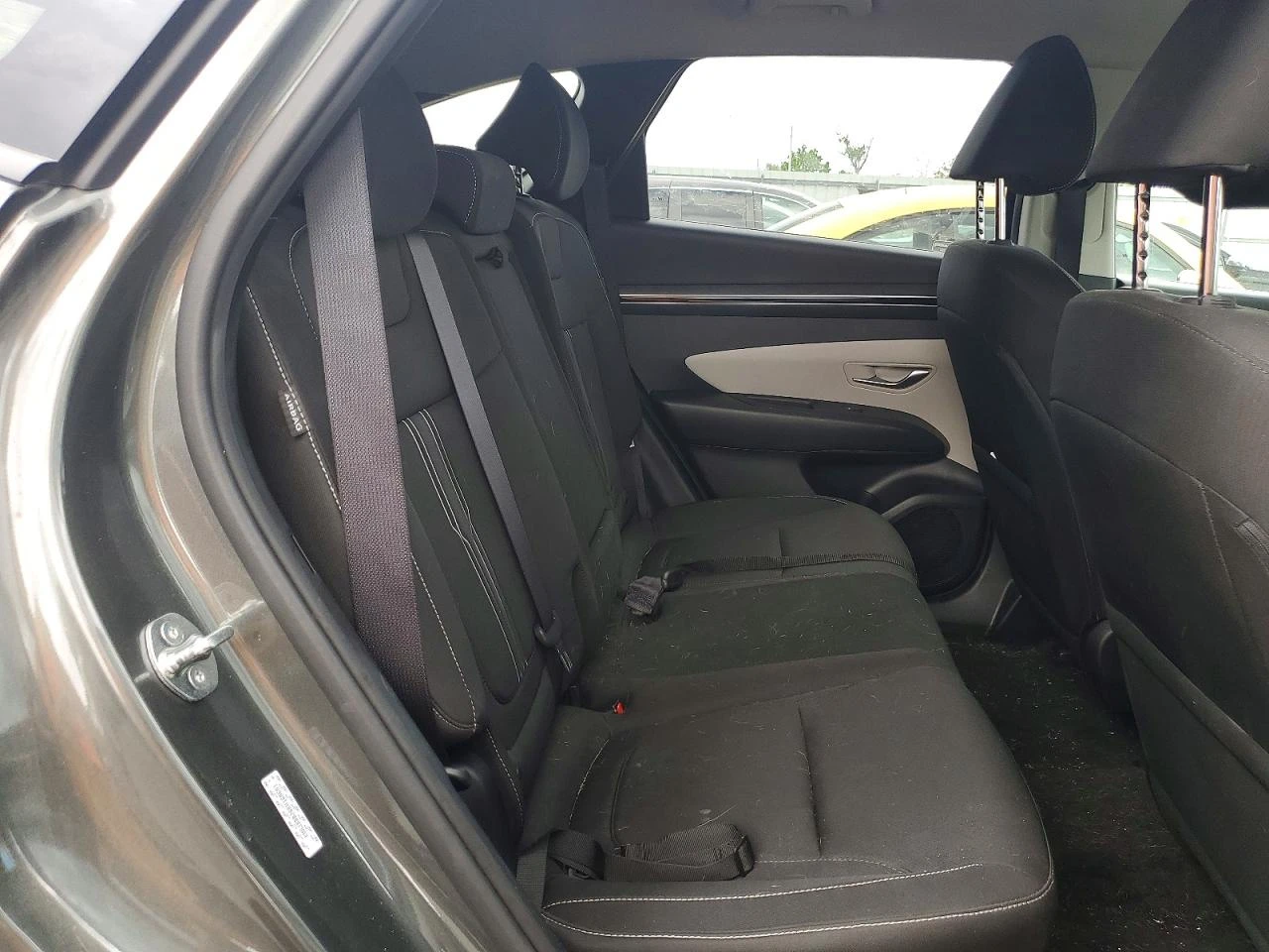 Hyundai Tucson 1.6l Sel, снимка 10 - Автомобили и джипове - 54732614